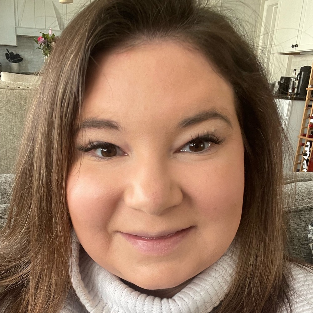Meet your Posher, Kayla. Make me an offer!